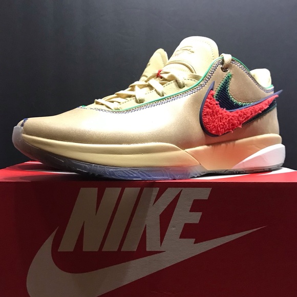 Nike LeBron 20 “Four Horsemen” - Picture 7 of 13